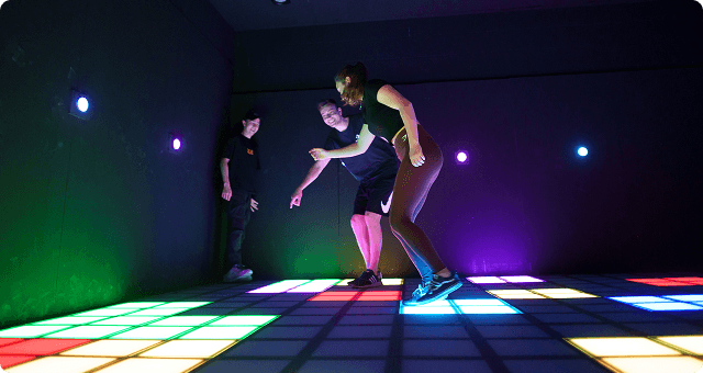 25 Quadratmeter interaktiver Spielboden bei Pixel Games